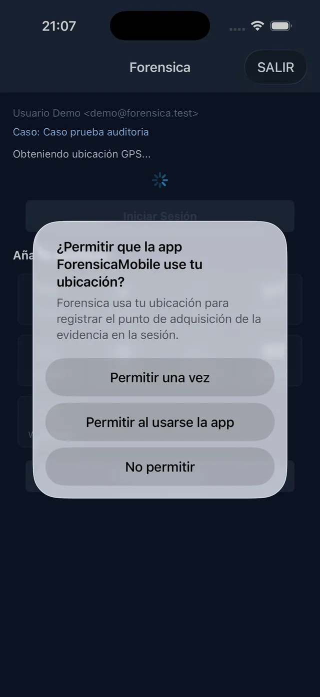 App móvil (iOS) — captura del punto de adquisición vía GPS.